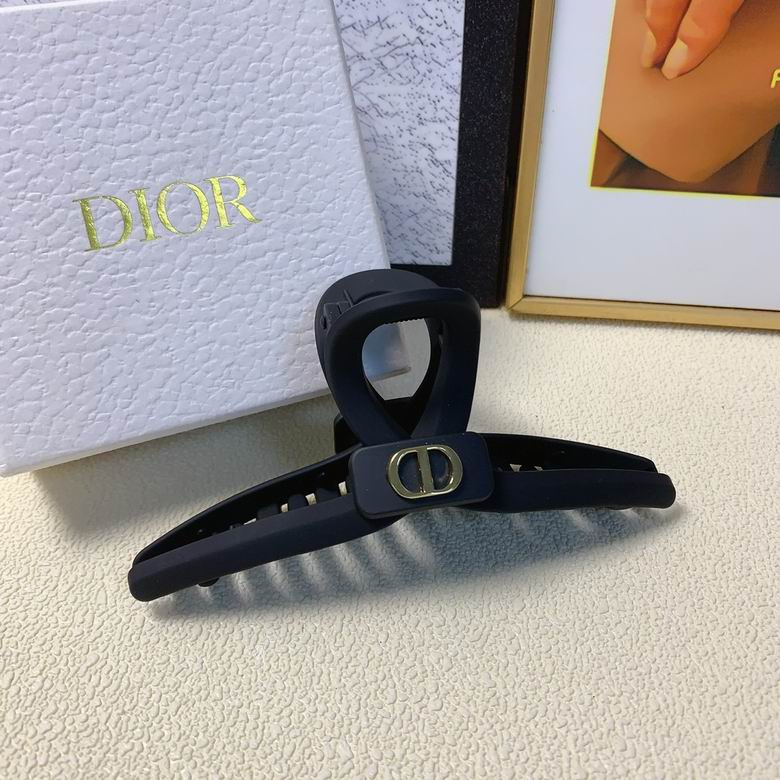 Dior Hair Grab Clip  (6)